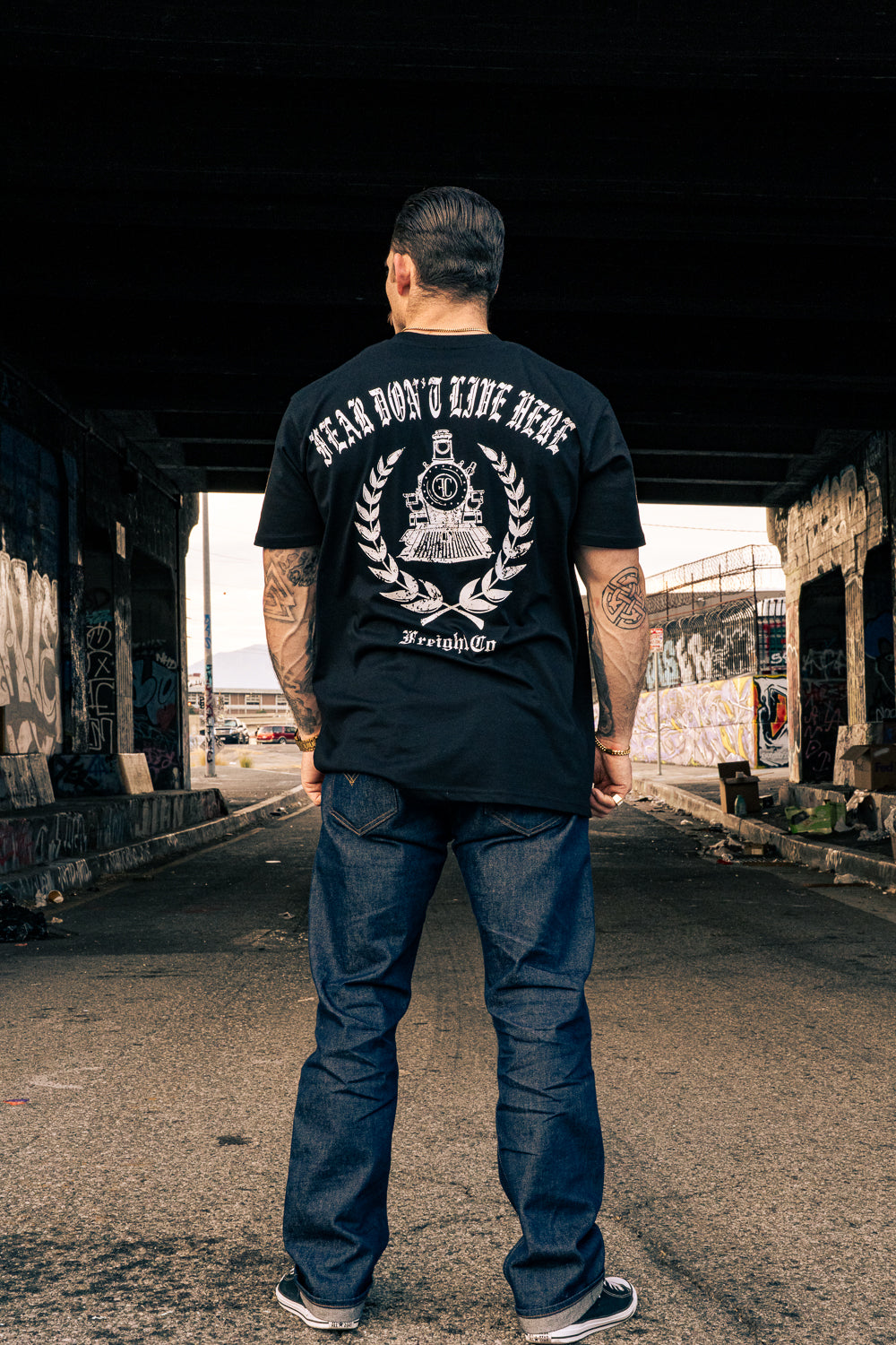 "FEAR DON'T LIVE HERE" T-Shirt